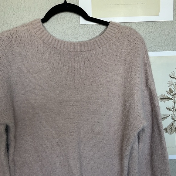 Amazon oversized fuzzy sweater - Picture 2 of 2